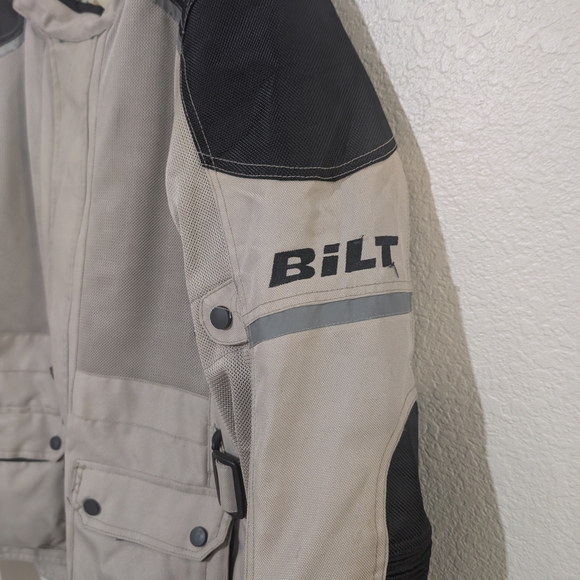 BILT Men's Tan and Black Motorcycle Jacket with built in Shoulder and Elbow pads - Picture 4 of 9